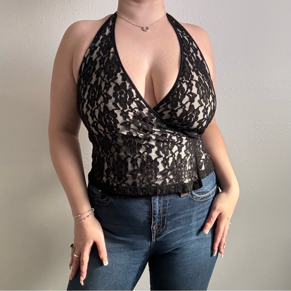THE LIMITED Vintage Y2K Black White Floral Lace Halter V Neck Wrap Tank Top NEW